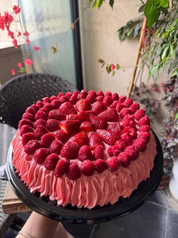 Red velvet Creamy  Cake - Image 3