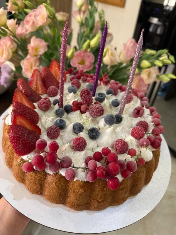 Creamy Vanilla cake